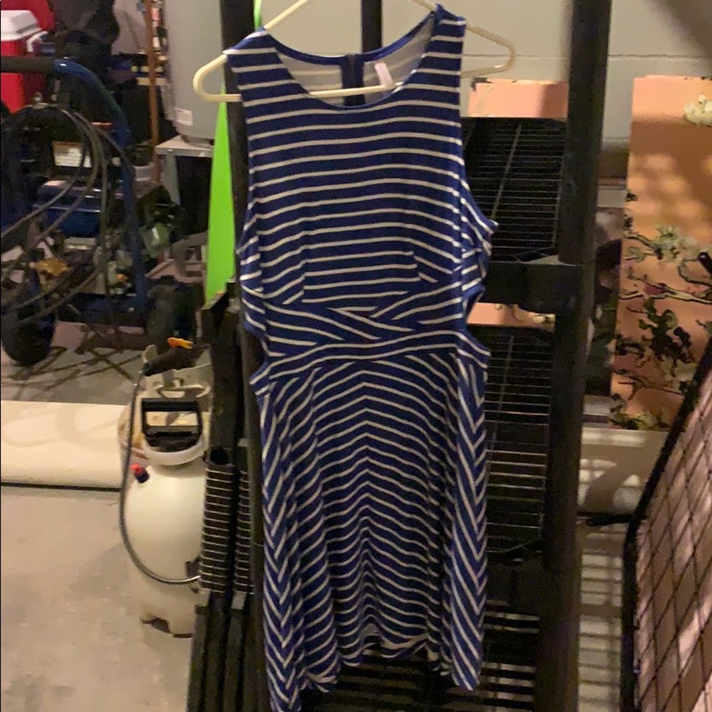 beautiful blue and white striped dress
